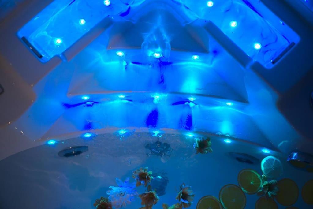 מולהאוס Luxury Room Jacuzzi Centre Ville Haut De Gamme מראה חיצוני תמונה